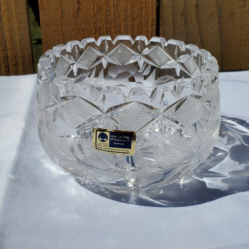 Lausitzer Etched Rose Garland Cut 24% Lead Crystal Bowl 4.5"  German